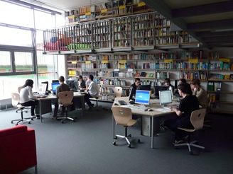 Schulbibliothek des Johann-Schner-Gymnasiums Karlstadt